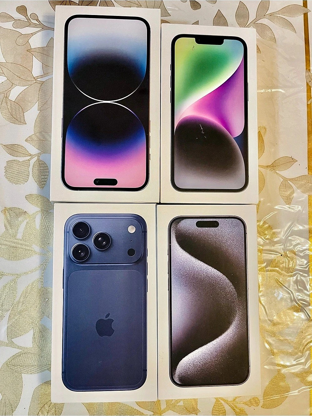 Lot Of 4 Apple iPhone Empty Boxes (No IPhones) 14, 14 Pro Max, 15 Pro, 17 Pro